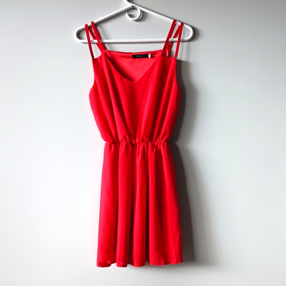 Yu fei Red V-Neck Douple Spaghetti Strap Mini Dress, Full Skirt, Medium
